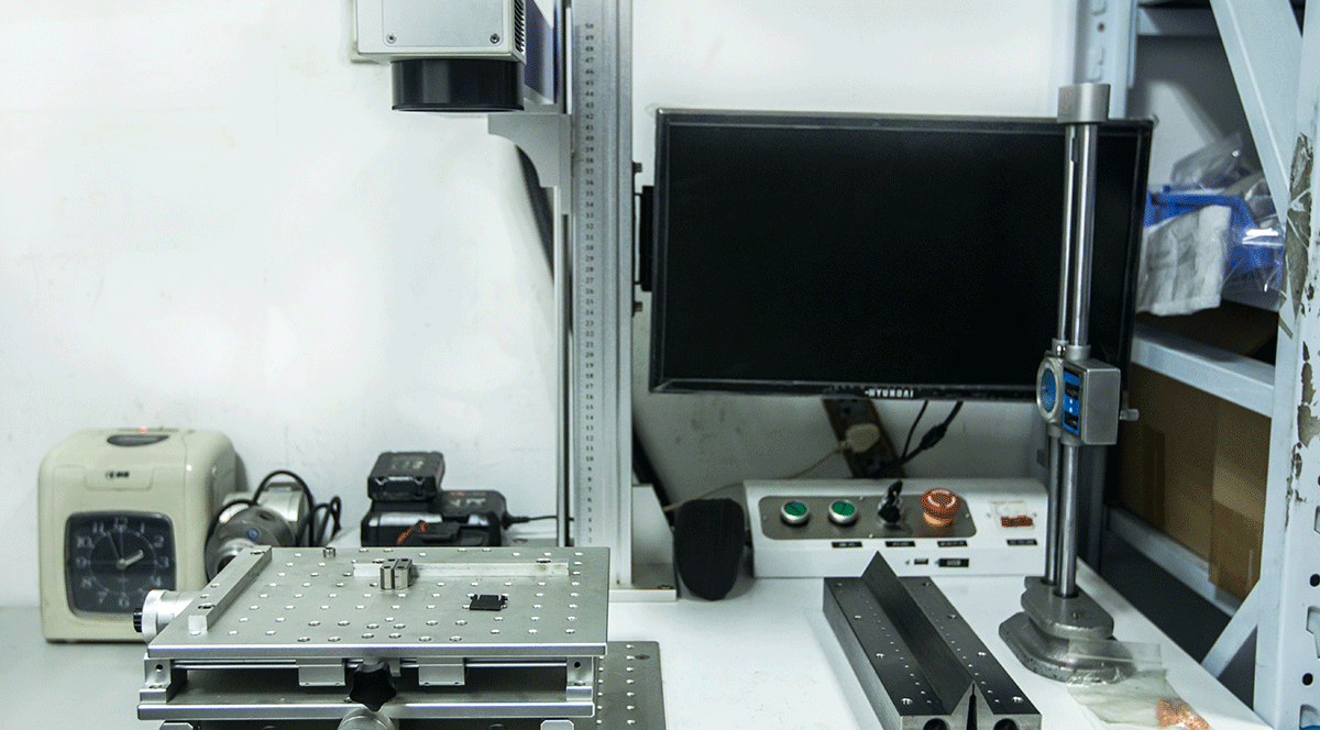 激光刻字打標(biāo)